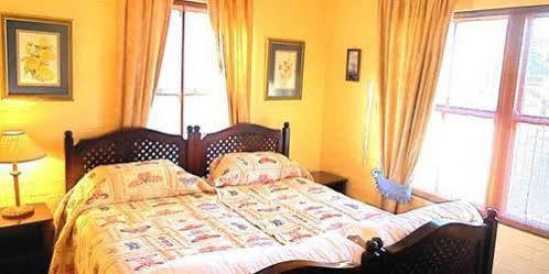 Onrus River Cottage Hermanus Exterior photo